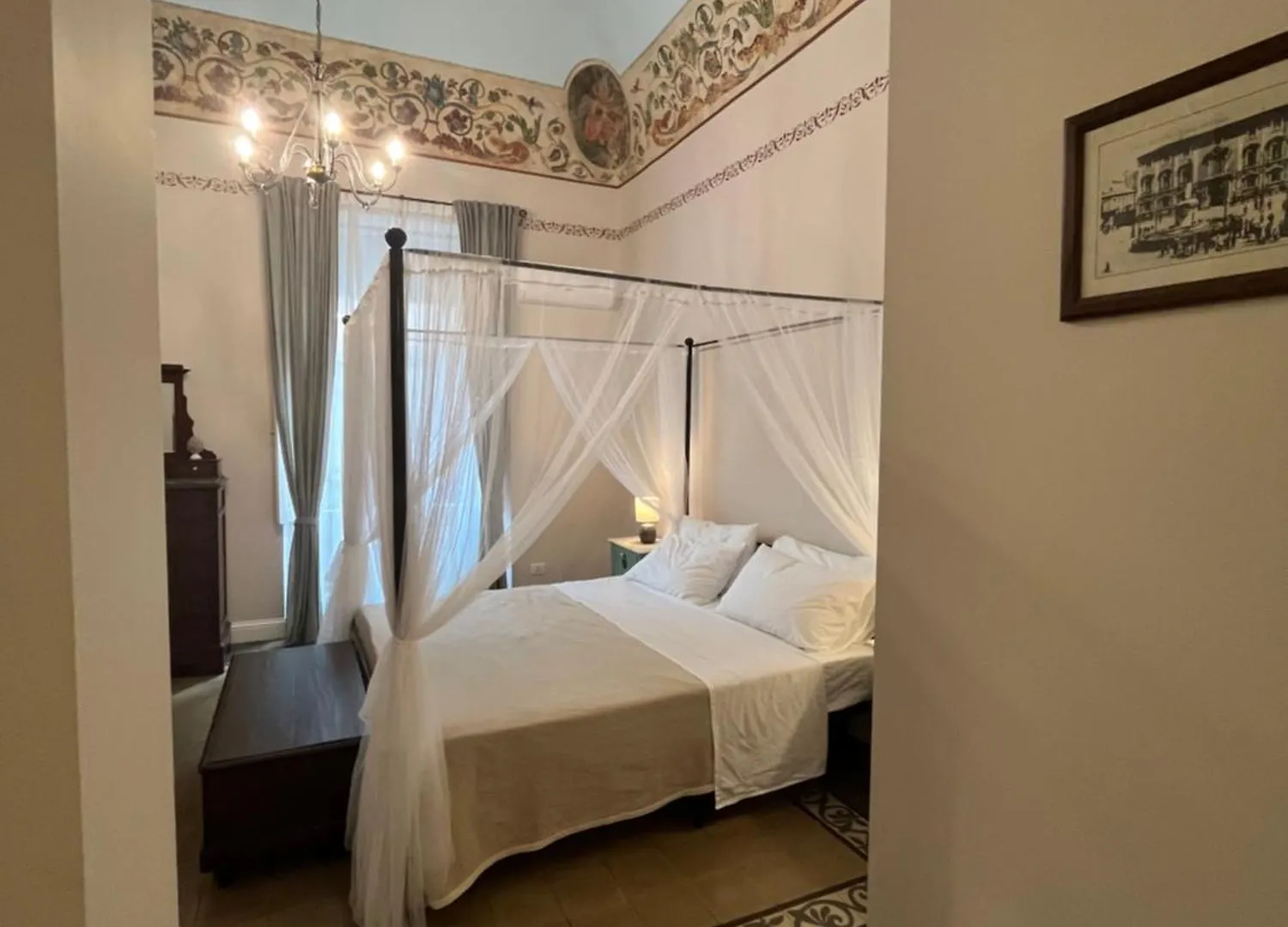 Suite Degli Affreschi - Centro Storico Catania
