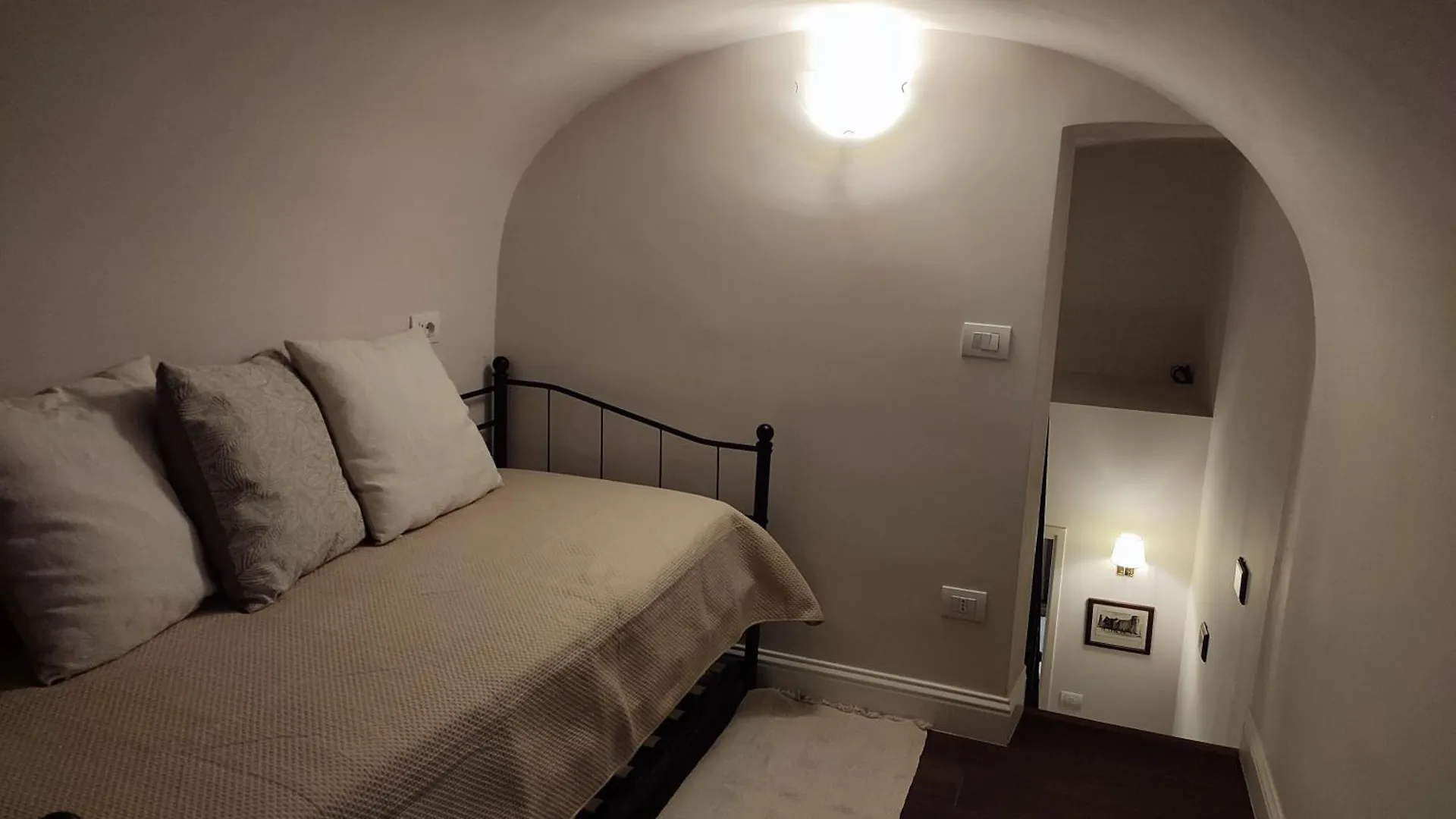 Apartment Suite Degli Affreschi - Centro Storico Catania